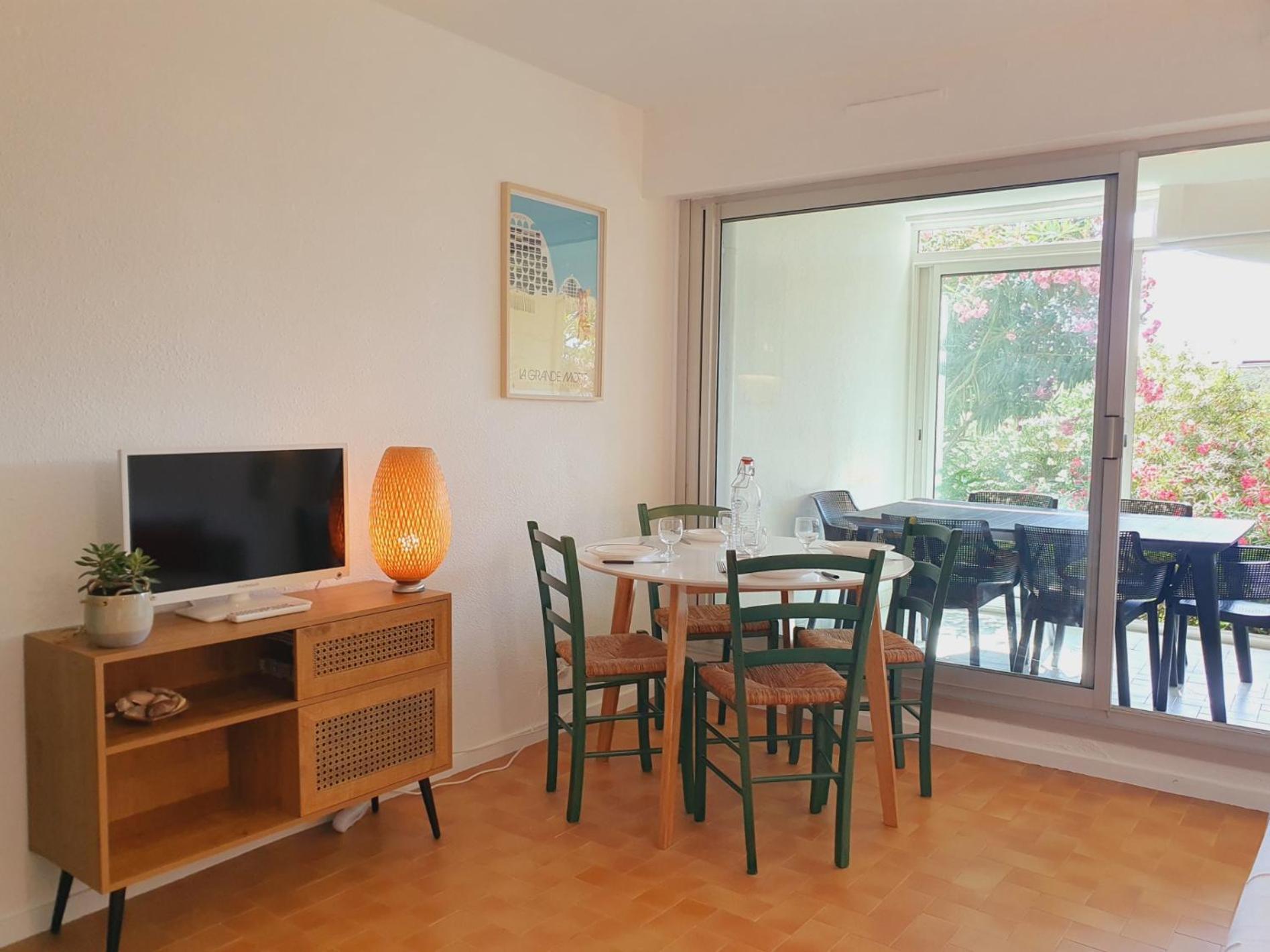 T2 Traversant Familial Cap Sud Parking Plages - Rossiconciergerie - Linge En Option La Grande Motte Bagian luar foto